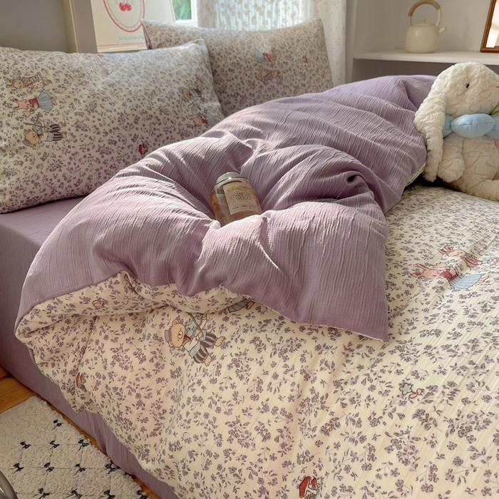 91家纺网 家纺一手货源 找家纺 温眠家纺 2026新款亲肤舒适甄选三层纱印花套件系列四件套 圆舞曲