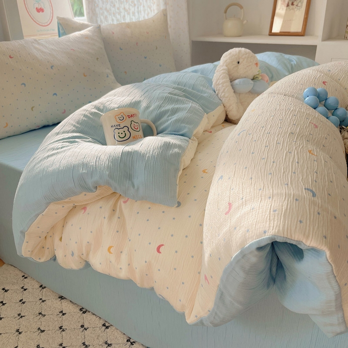 91家纺网 家纺一手货源 找家纺 温眠家纺 2026新款亲肤舒适甄选三层纱印花套件系列四件套 星月天空