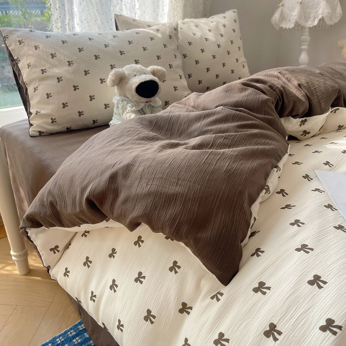 91家纺网 家纺一手货源 找家纺 温眠家纺 2026新款亲肤舒适甄选三层纱印花套件系列四件套 碱水结