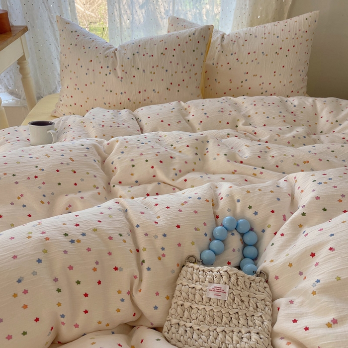 91家纺网 家纺一手货源 找家纺 温眠家纺 2026新款亲肤舒适甄选三层纱印花套件系列四件套 幸运星