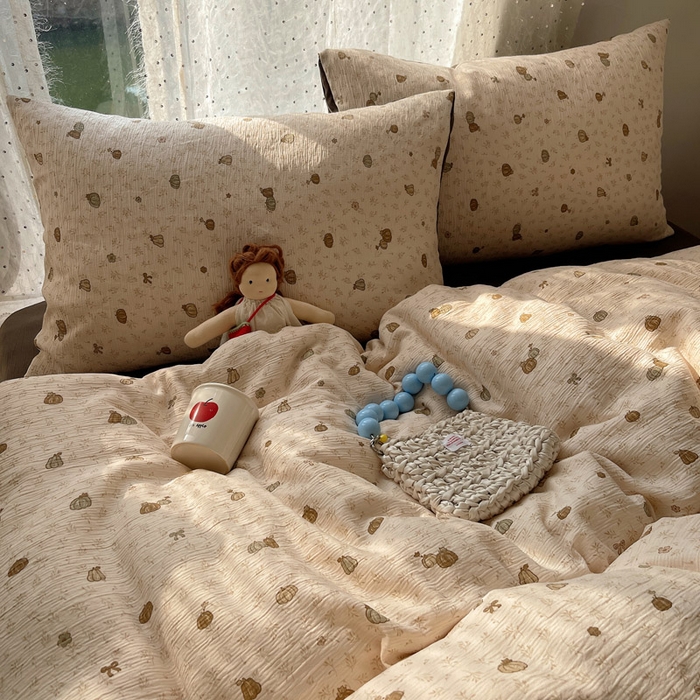 91家纺网 家纺一手货源 找家纺 温眠家纺 2026新款亲肤舒适甄选三层纱印花套件系列四件套 南瓜派