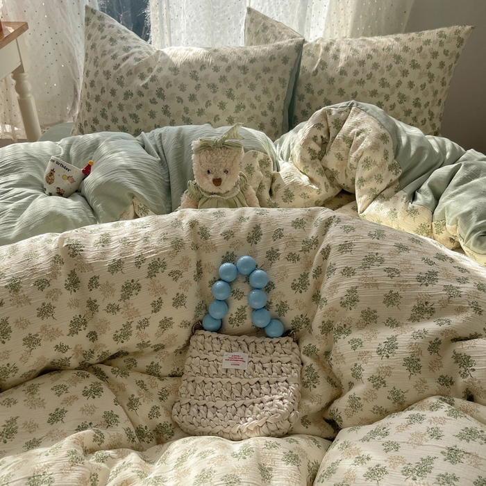 91家纺网 家纺一手货源 找家纺 温眠家纺 2026新款亲肤舒适甄选三层纱印花套件系列四件套 沐风