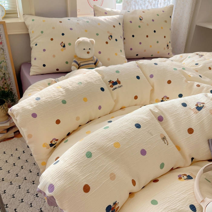 91家纺网 家纺一手货源 找家纺 温眠家纺 2026新款亲肤舒适甄选三层纱印花套件系列四件套 糖豆腊肠狗