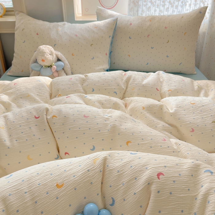 91家纺网 家纺一手货源 找家纺 温眠家纺 2026新款亲肤舒适甄选三层纱印花套件系列四件套 星月天空