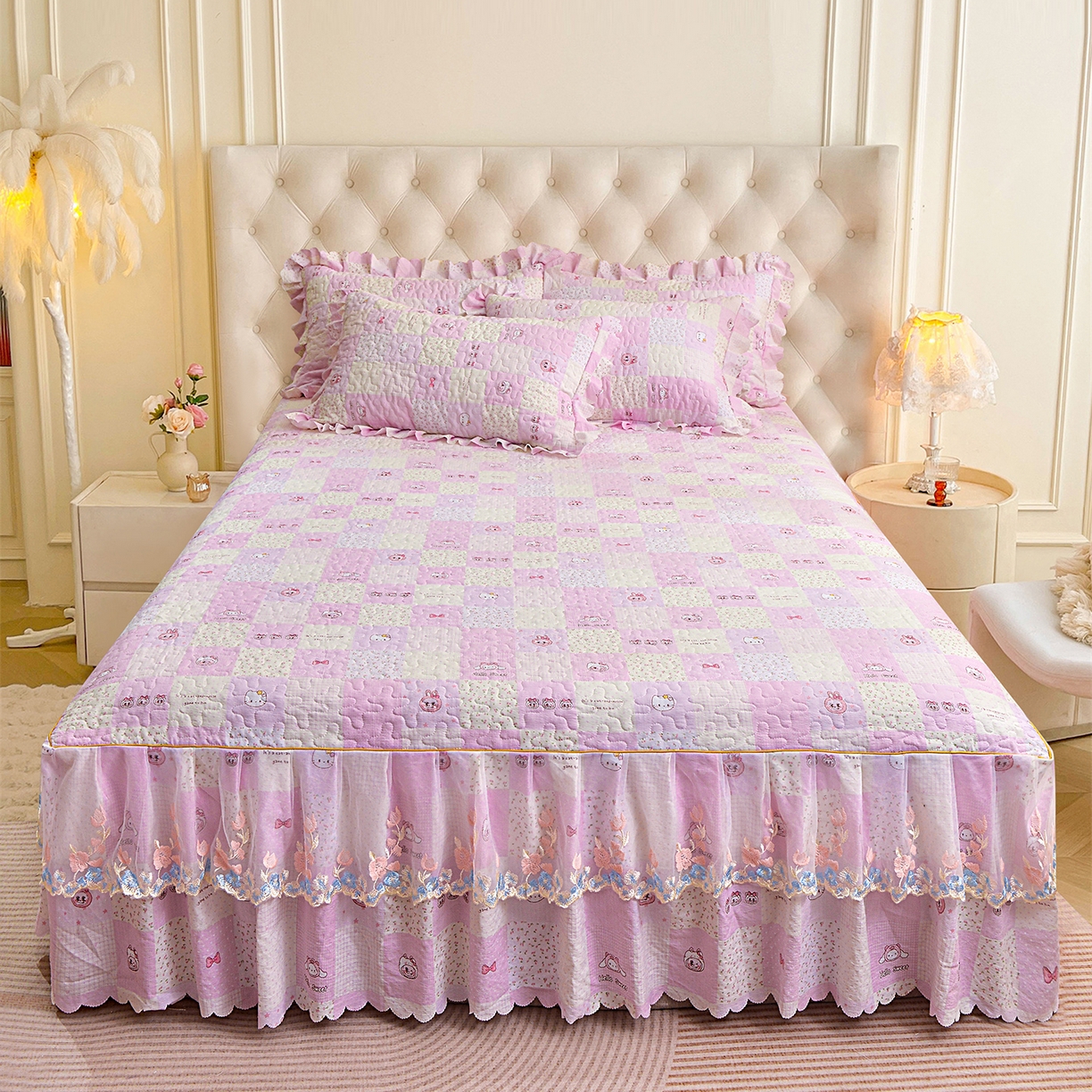 91家纺网 家纺一手货源 找家纺 小雨家纺 2026新款木棉皱皱纱加棉床裙床罩三件套花边被套 粉布布-樱花粉