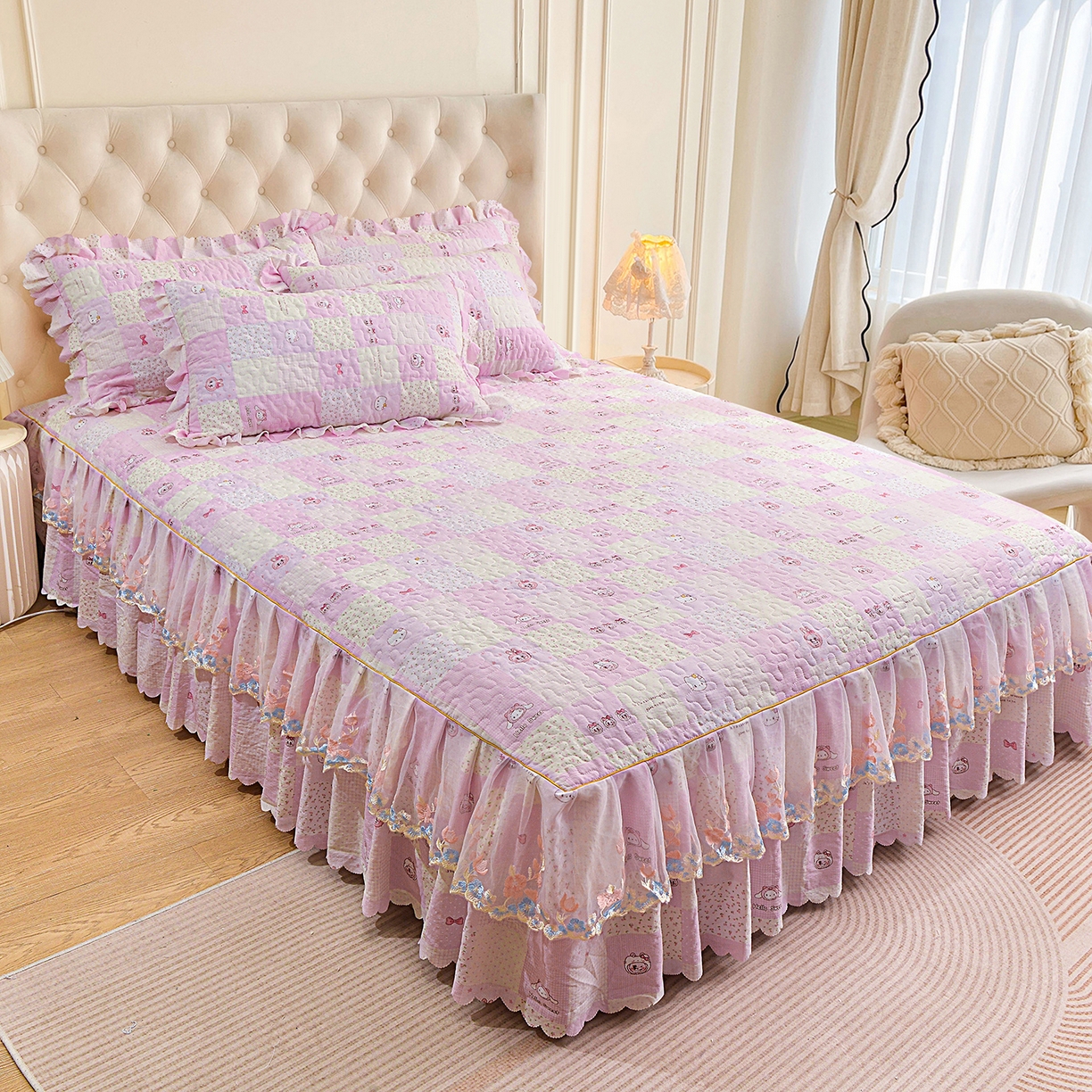 91家纺网 家纺一手货源 找家纺 小雨家纺 2026新款木棉皱皱纱加棉床裙床罩三件套花边被套 粉布布-樱花粉