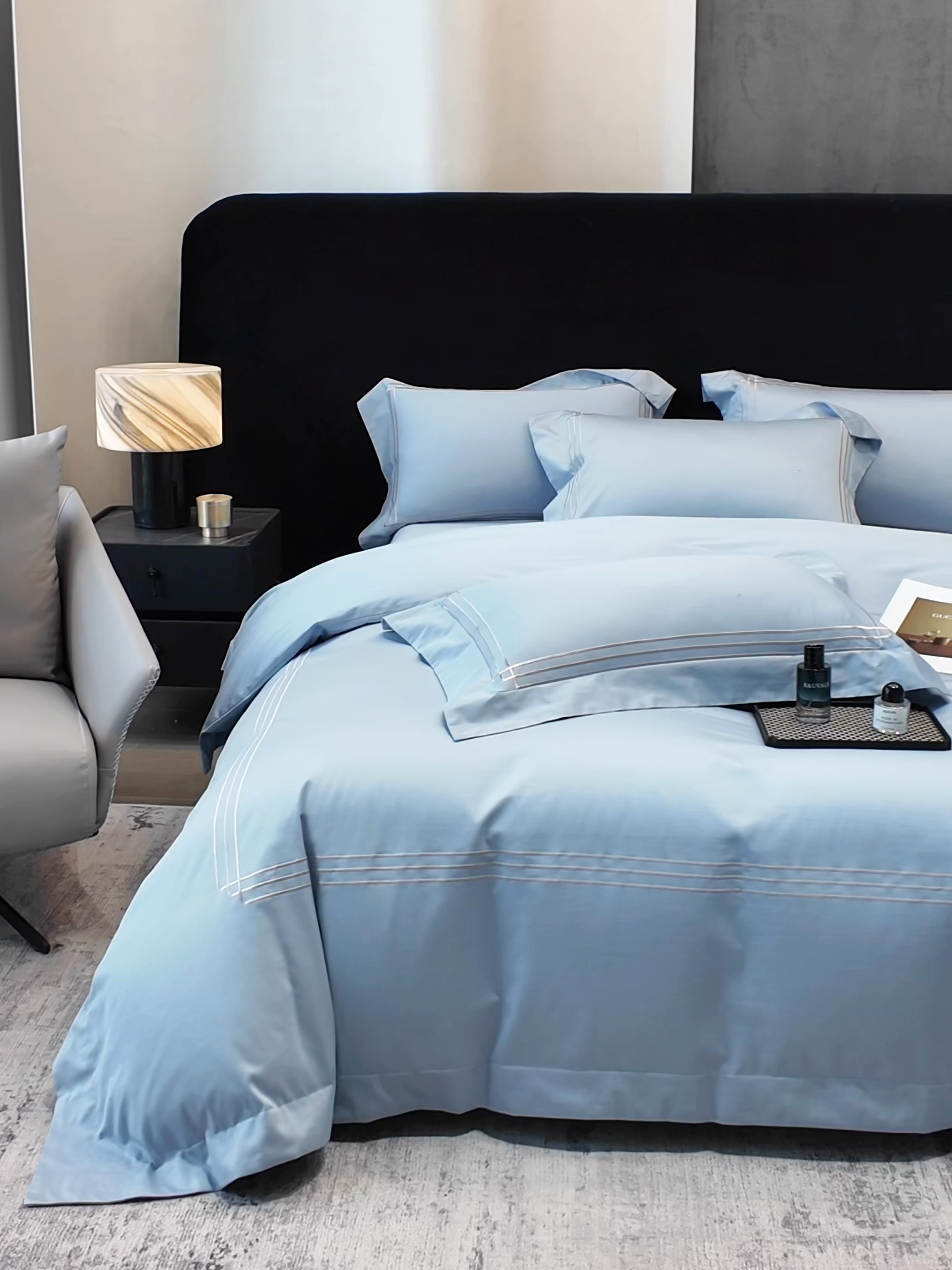 91家纺网 家纺一手货源 找家纺 星蕴家纺 2026新款贡缎长绒棉纯棉四件套-简爱 简爱-云山蓝