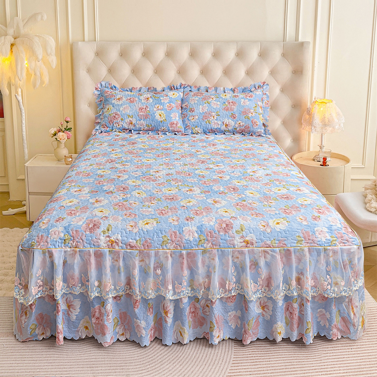 91家纺网 家纺一手货源 找家纺 小雨家纺 2026新款木棉皱皱纱加棉床裙床罩三件套花边被套 山花烂漫-樱花粉