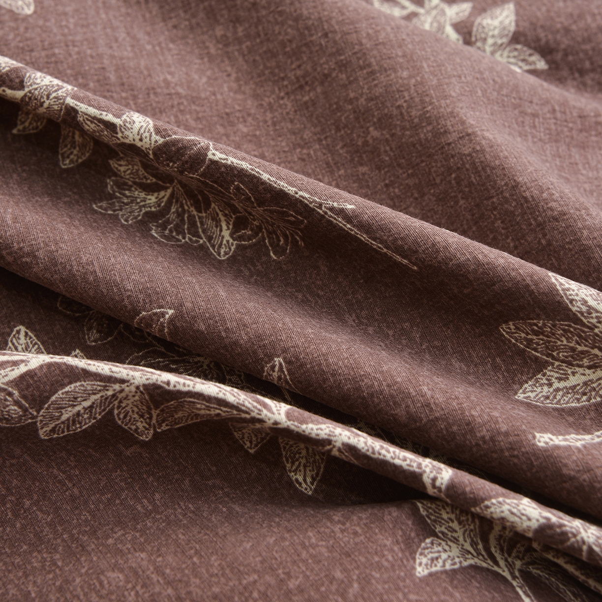 91家纺网 家纺一手货源 找家纺 小雨家纺 2026新款木棉皱皱纱加棉床裙床罩三件套花边被套 锦瑟-深咖