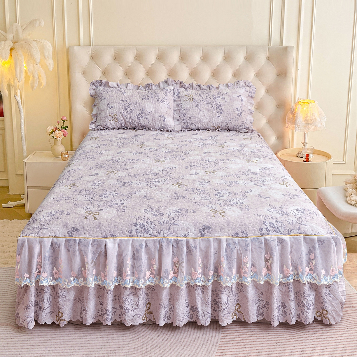 91家纺网 家纺一手货源 找家纺 小雨家纺 2026新款木棉皱皱纱加棉床裙床罩三件套花边被套 花姿