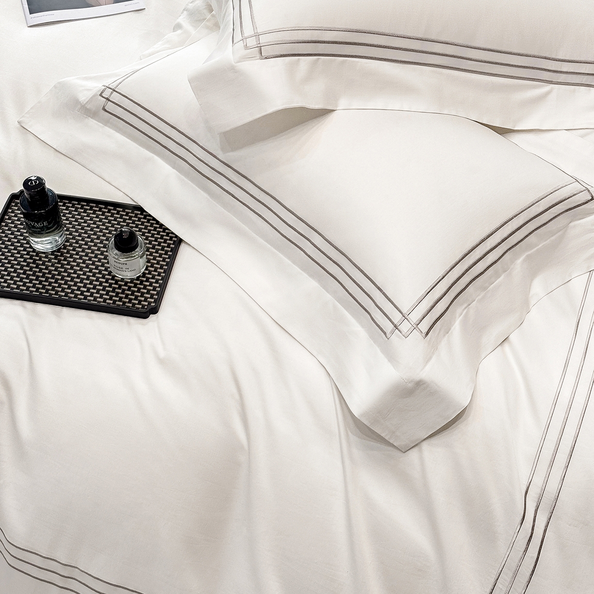 91家纺网 家纺一手货源 找家纺 星蕴家纺 2026新款贡缎长绒棉纯棉四件套-简爱 简爱-珍珠白