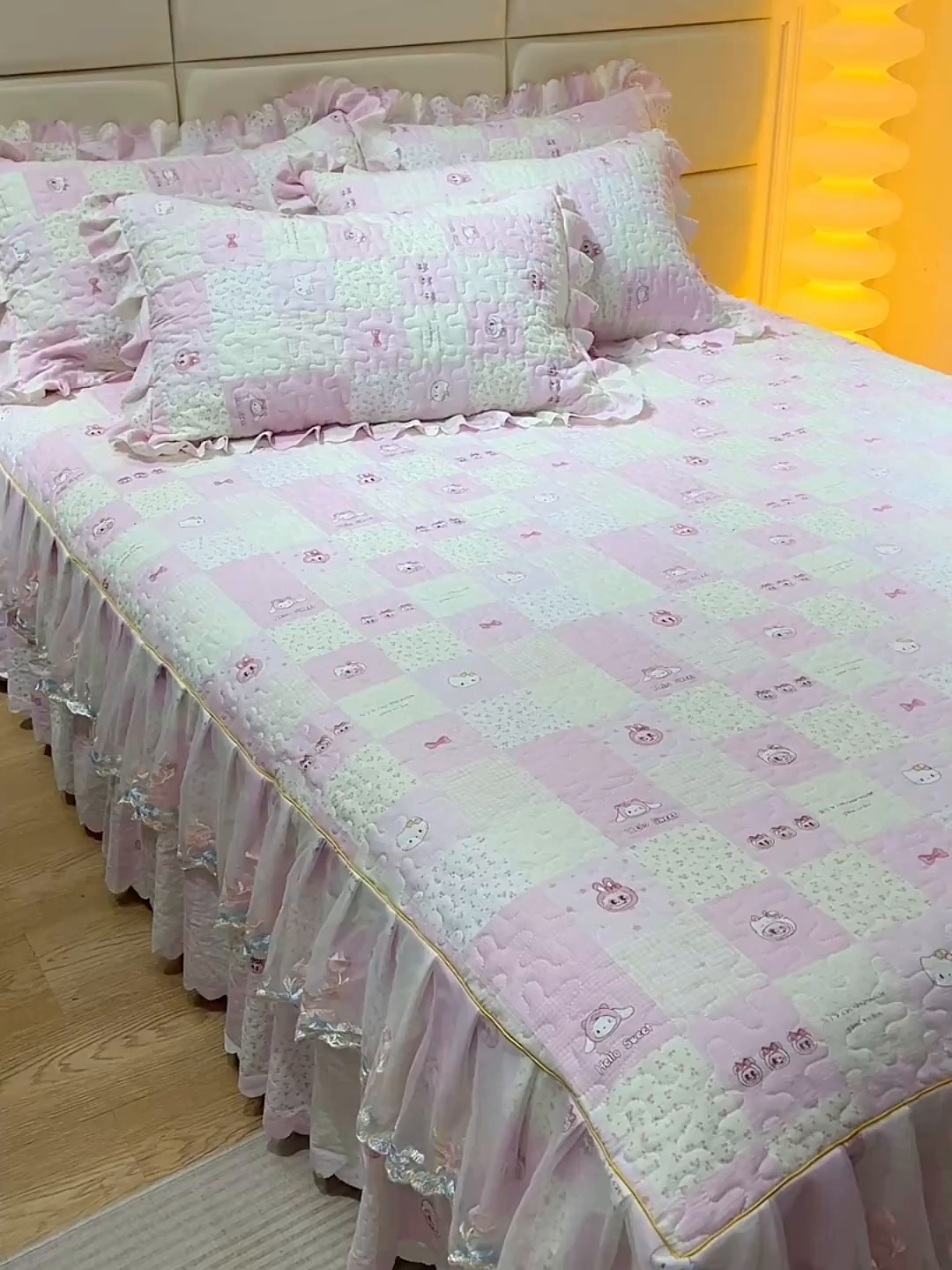 91家纺网 家纺一手货源 找家纺 小雨家纺 2026新款木棉皱皱纱加棉床裙床罩三件套花边被套 粉布布-樱花粉