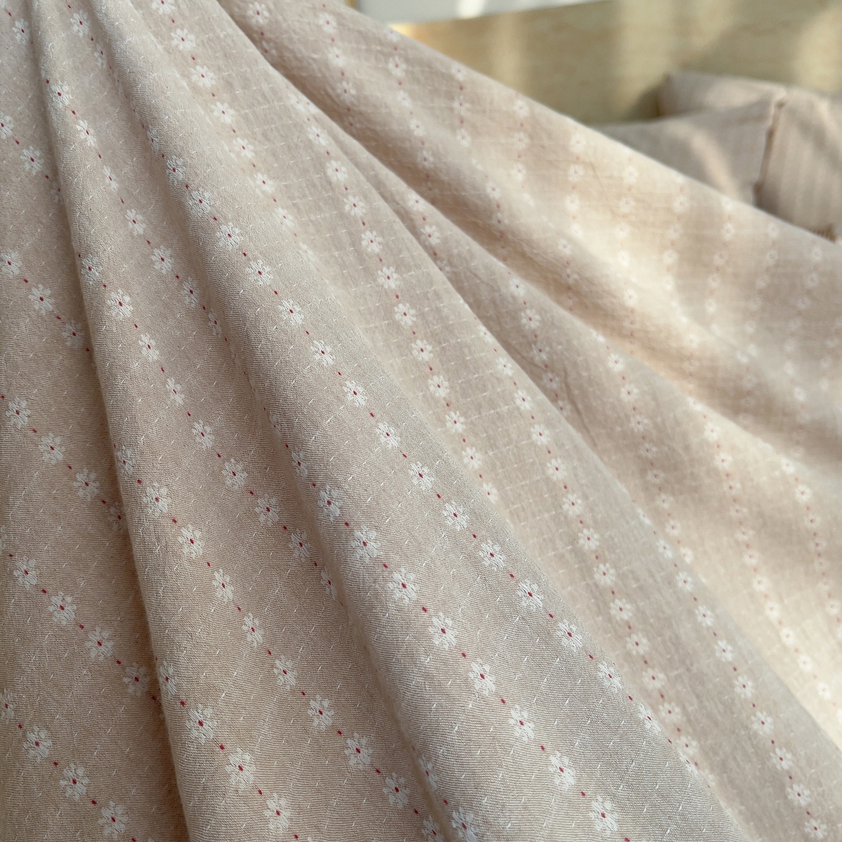 91家纺网 家纺一手货源 找家纺 炫拼家纺 2026新款A类全棉色织提花40支水洗棉四件套-花语系列 花语一初见