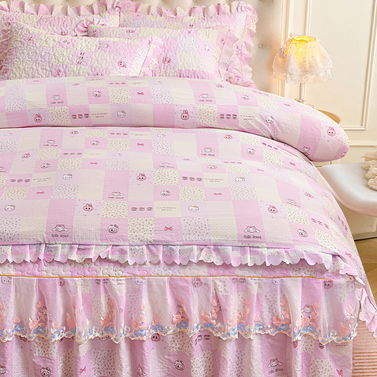 91家纺网 家纺一手货源 找家纺 小雨家纺 2026新款木棉皱皱纱加棉床裙床罩三件套花边被套 粉布布-樱花粉