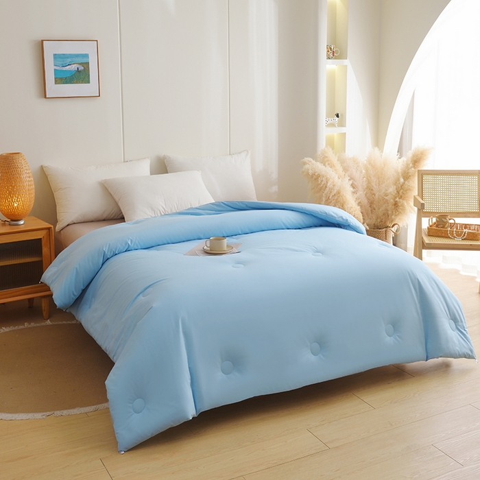 91家纺网 家纺一手货源 找家纺 启优家纺 全棉纯色羽绒被子被芯 天空蓝