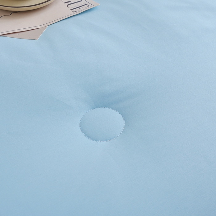 91家纺网 家纺一手货源 找家纺 启优家纺 全棉纯色羽绒被子被芯 天空蓝