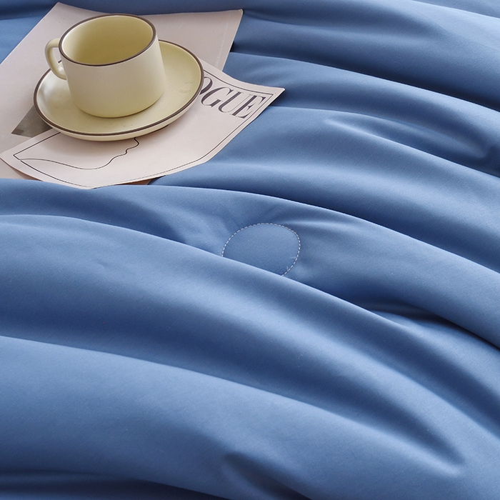 91家纺网 家纺一手货源 找家纺 启优家纺 全棉纯色羽绒被子被芯 靛蓝