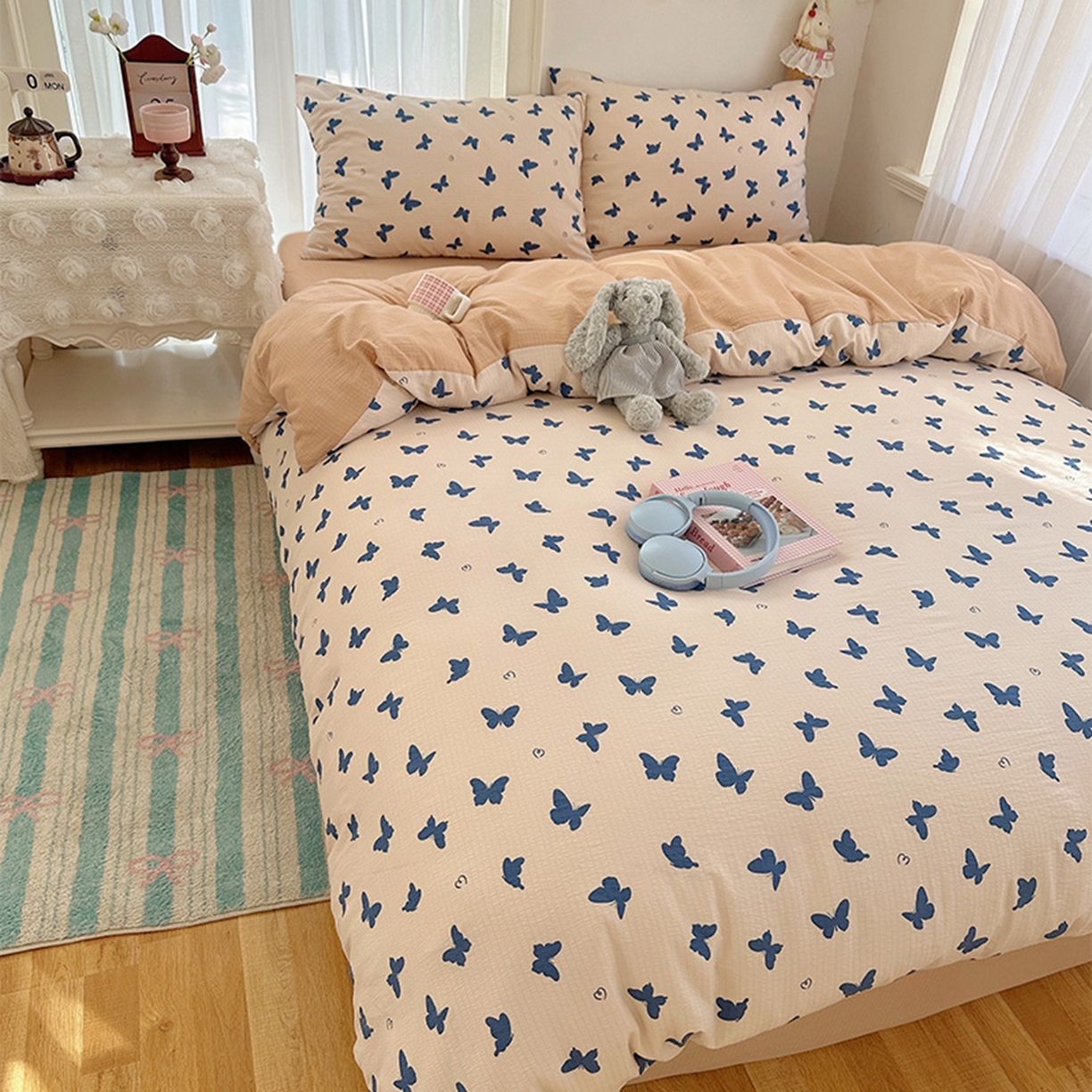 91家纺网 家纺一手货源 找家纺 温眠家纺 2026新款敲可爱的奶呼呼云感双层纱简约四件套系列-超级治愈~ 蝴蝶剪影