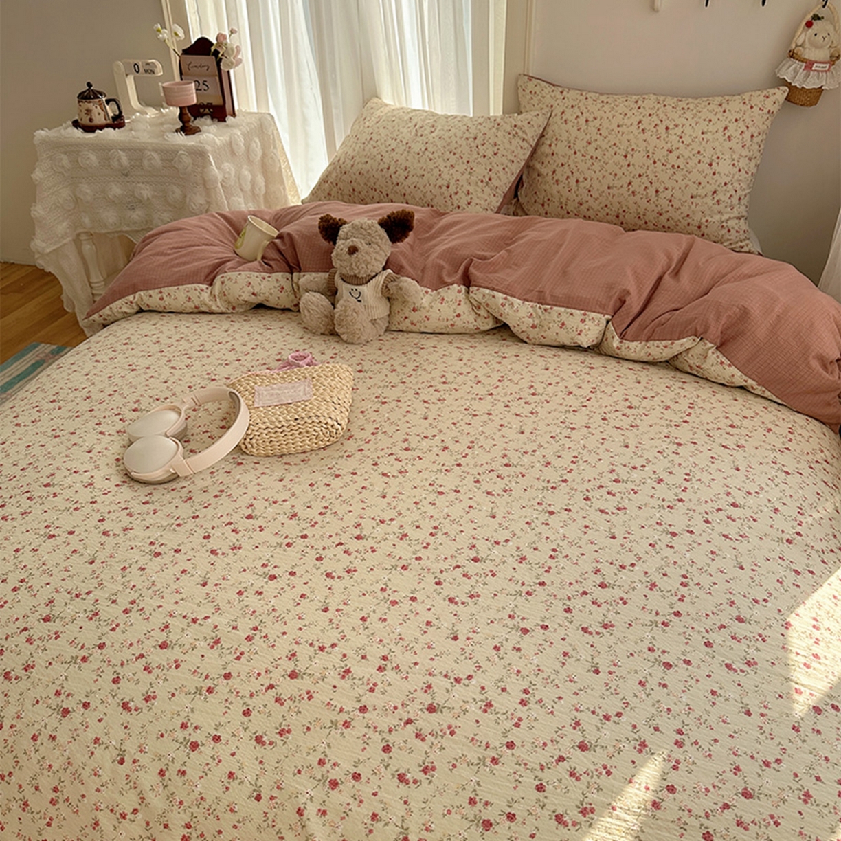 91家纺网 家纺一手货源 找家纺 温眠家纺 2026新款敲可爱的奶呼呼云感双层纱简约四件套系列-超级治愈~ 见花则喜