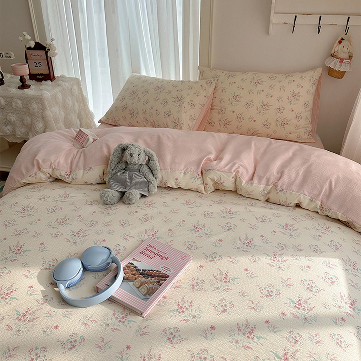 91家纺网 家纺一手货源 找家纺 温眠家纺 2026新款敲可爱的奶呼呼云感双层纱简约四件套系列-超级治愈~ 奶昔甜糕