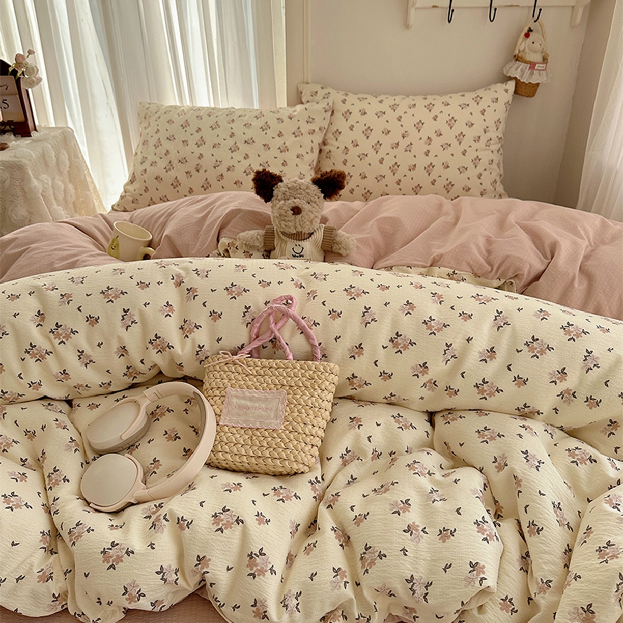 91家纺网 家纺一手货源 找家纺 温眠家纺 2026新款敲可爱的奶呼呼云感双层纱简约四件套系列-超级治愈~ 苏瑾