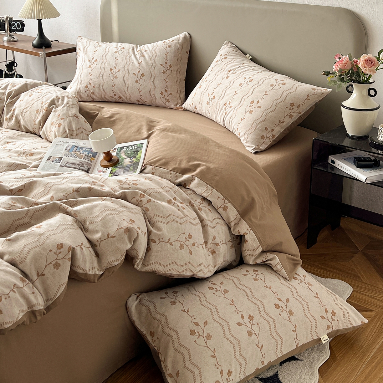 91家纺网 家纺一手货源 找家纺 锦彩家居 2026新款全棉色织大提花四件套-南法假日系列（提供买家秀） 洛川-咖