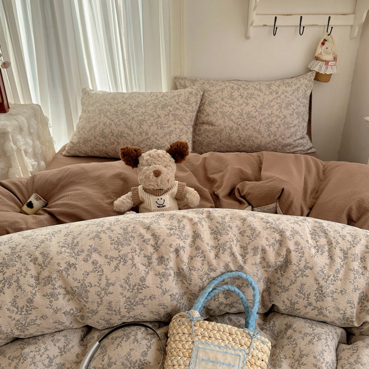 91家纺网 家纺一手货源 找家纺 温眠家纺 2026新款敲可爱的奶呼呼云感双层纱简约四件套系列-超级治愈~ 竹歆花语