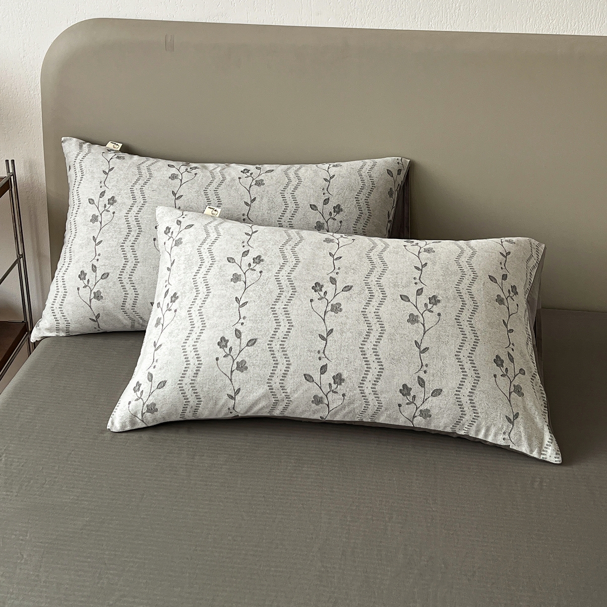 91家纺网 家纺一手货源 找家纺 锦彩家居 2026新款全棉色织大提花四件套-南法假日系列（提供买家秀） 洛川-灰