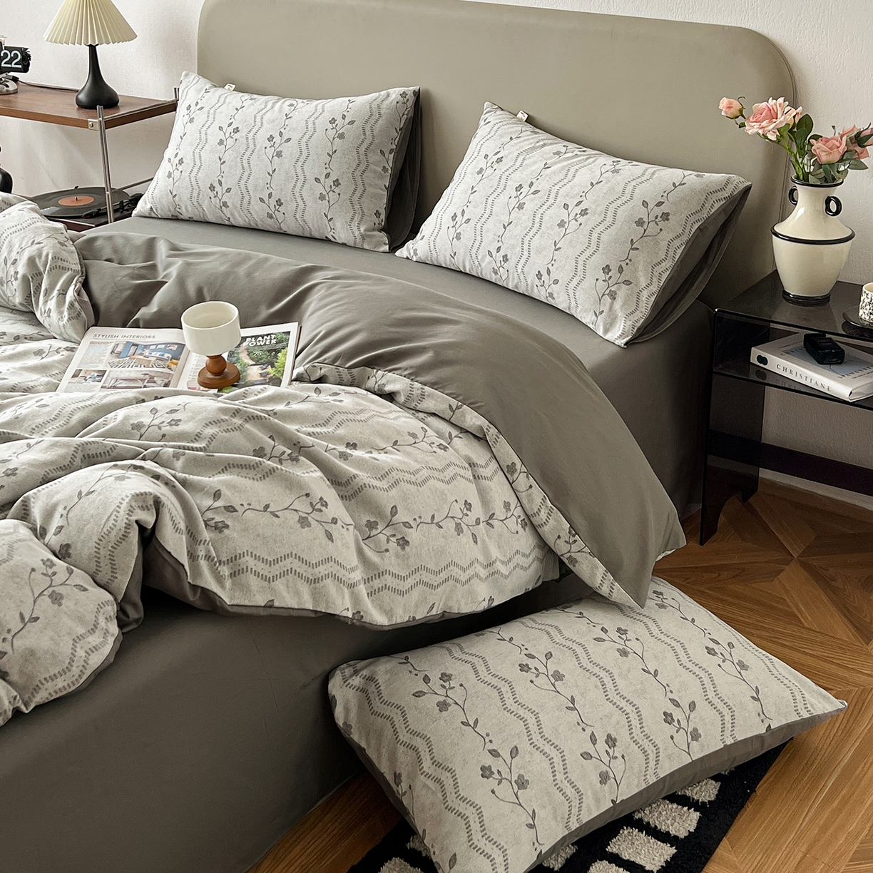 91家纺网 家纺一手货源 找家纺 锦彩家居 2026新款全棉色织大提花四件套-南法假日系列（提供买家秀） 洛川-灰