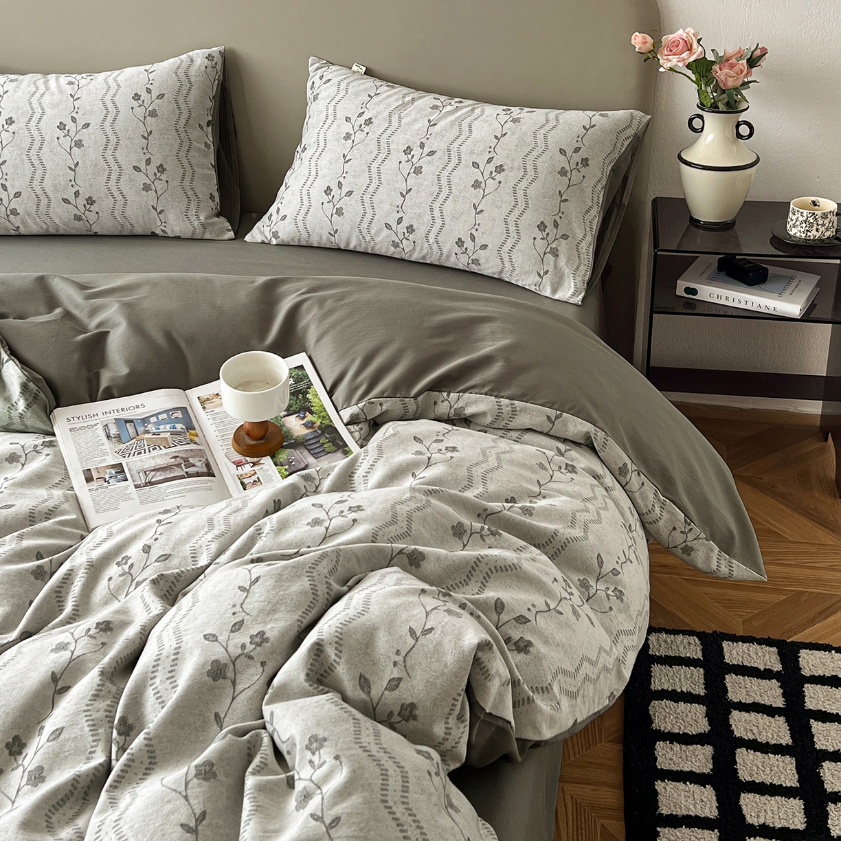 91家纺网 家纺一手货源 找家纺 锦彩家居 2026新款全棉色织大提花四件套-南法假日系列（提供买家秀） 洛川-灰