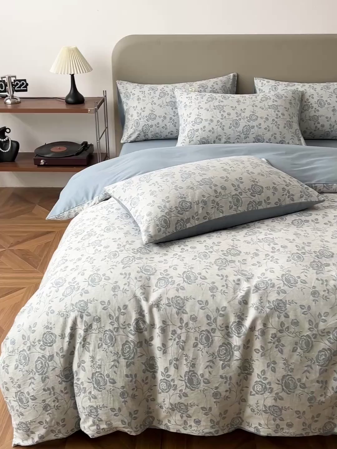 91家纺网 家纺一手货源 找家纺 锦彩家居 2026新款全棉色织大提花四件套-南法假日系列（提供买家秀） 知遇-蓝