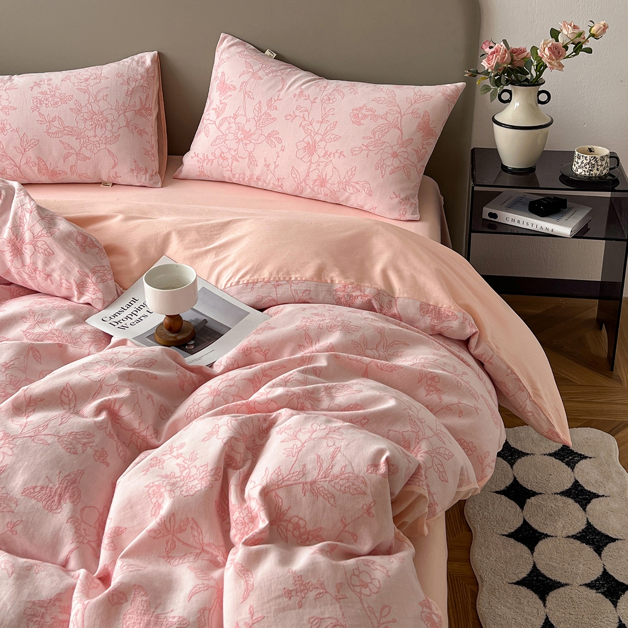 91家纺网 家纺一手货源 找家纺 锦彩家居 2026新款全棉色织三层大提花四件套-花漫辞系列（提供买家秀） 繁花-粉