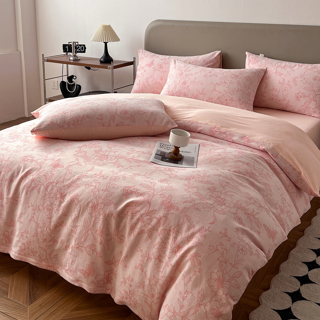 91家纺网 家纺一手货源 找家纺 锦彩家居 2026新款全棉色织三层大提花四件套-花漫辞系列（提供买家秀） 繁花-粉