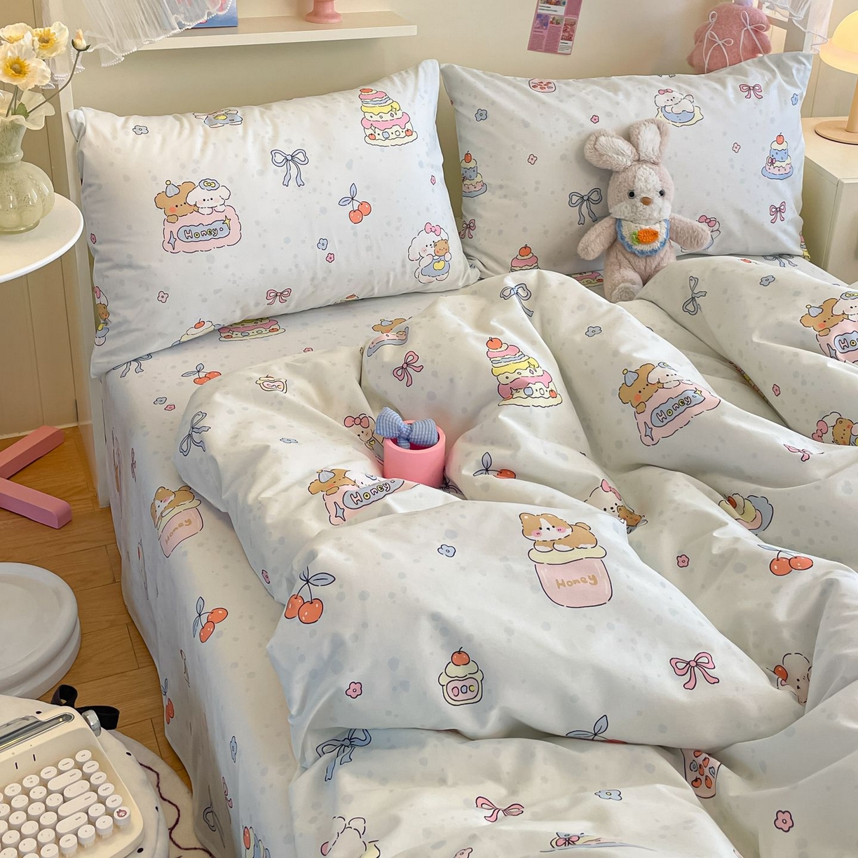 91家纺网 家纺一手货源 找家纺 寻米 2026新款春夏全棉13070印花四件套单品系列-单被套 小熊饼干