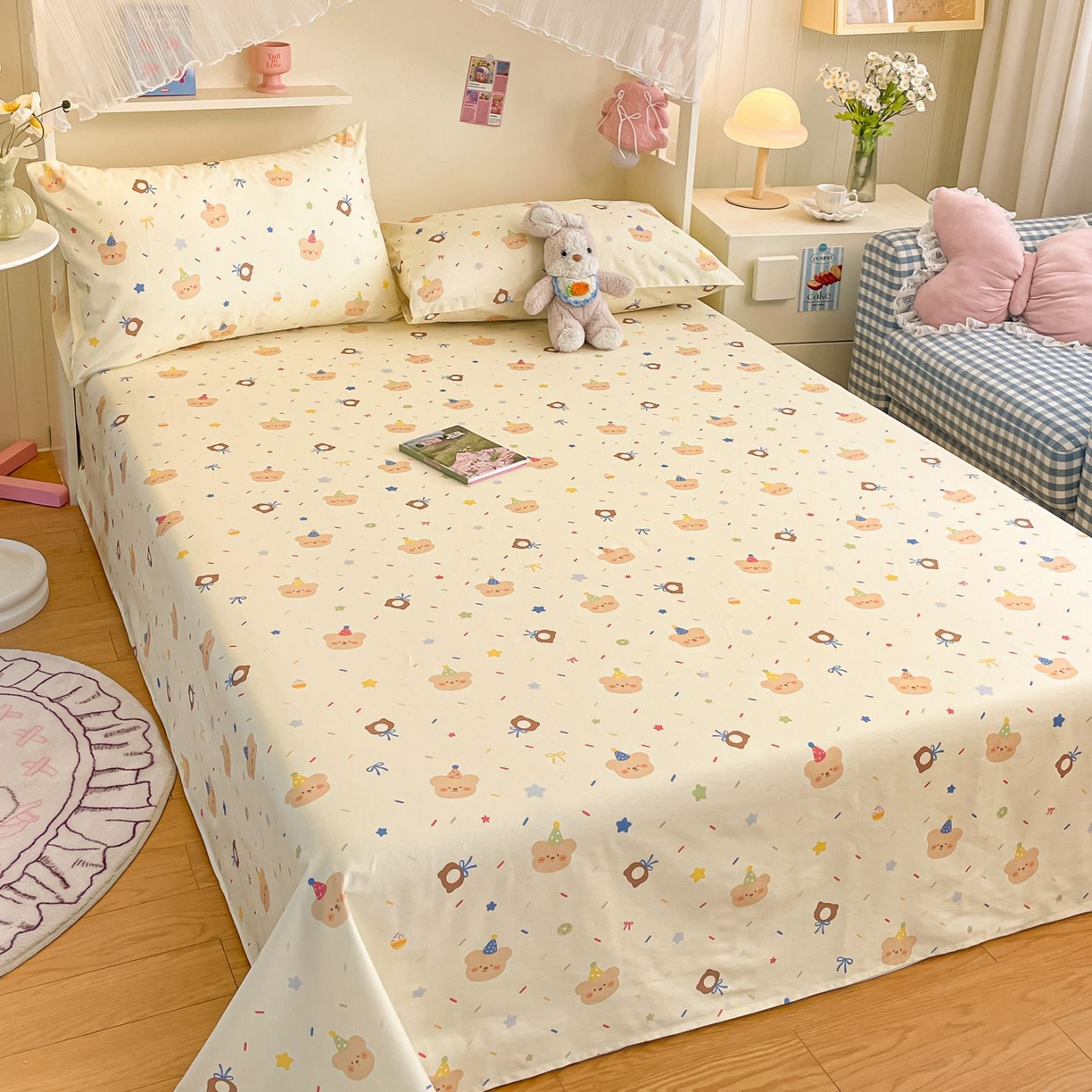 91家纺网 家纺一手货源 找家纺 寻米 2026新款春夏全棉13070印花四件套单品系列-四件套 黄油小熊