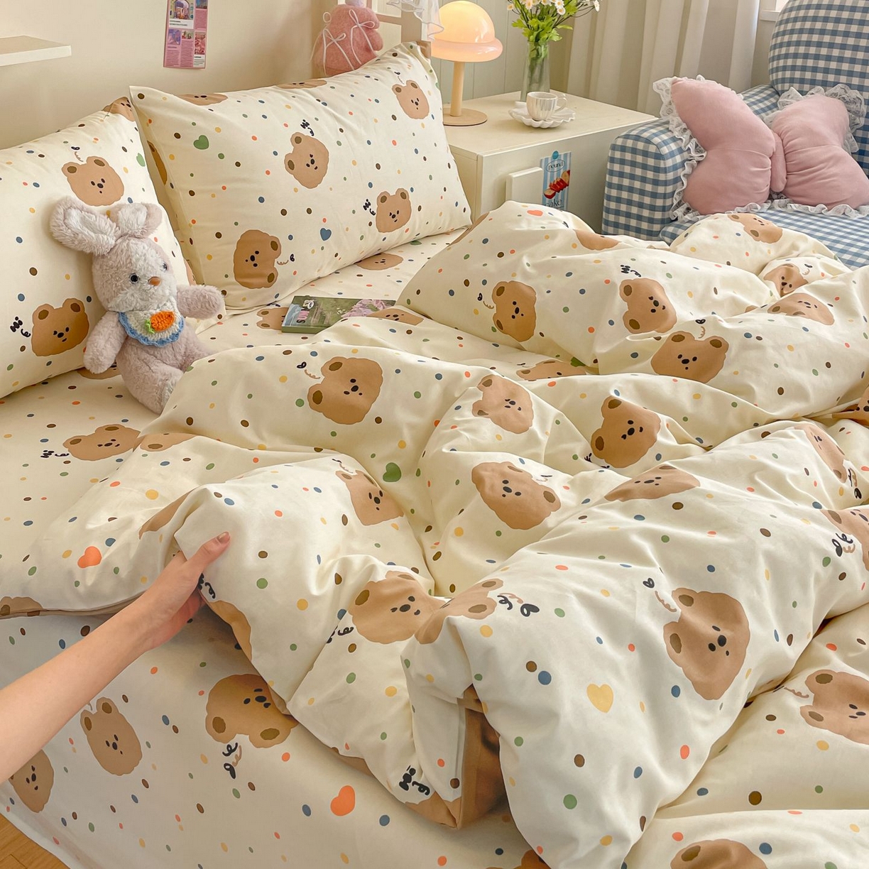 91家纺网 家纺一手货源 找家纺 寻米 2026新款春夏全棉13070印花四件套单品系列-四件套 小熊软糖