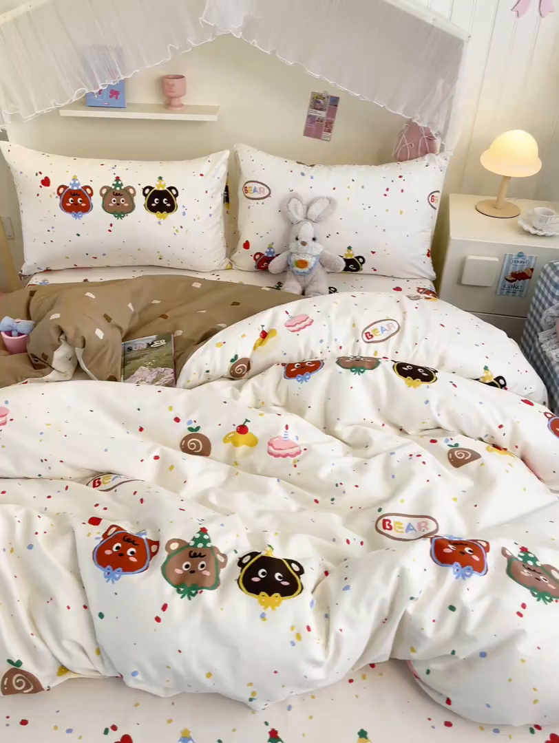 91家纺网 家纺一手货源 找家纺 寻米 2026新款春夏全棉13070印花四件套单品系列-四件套 快乐熊仔