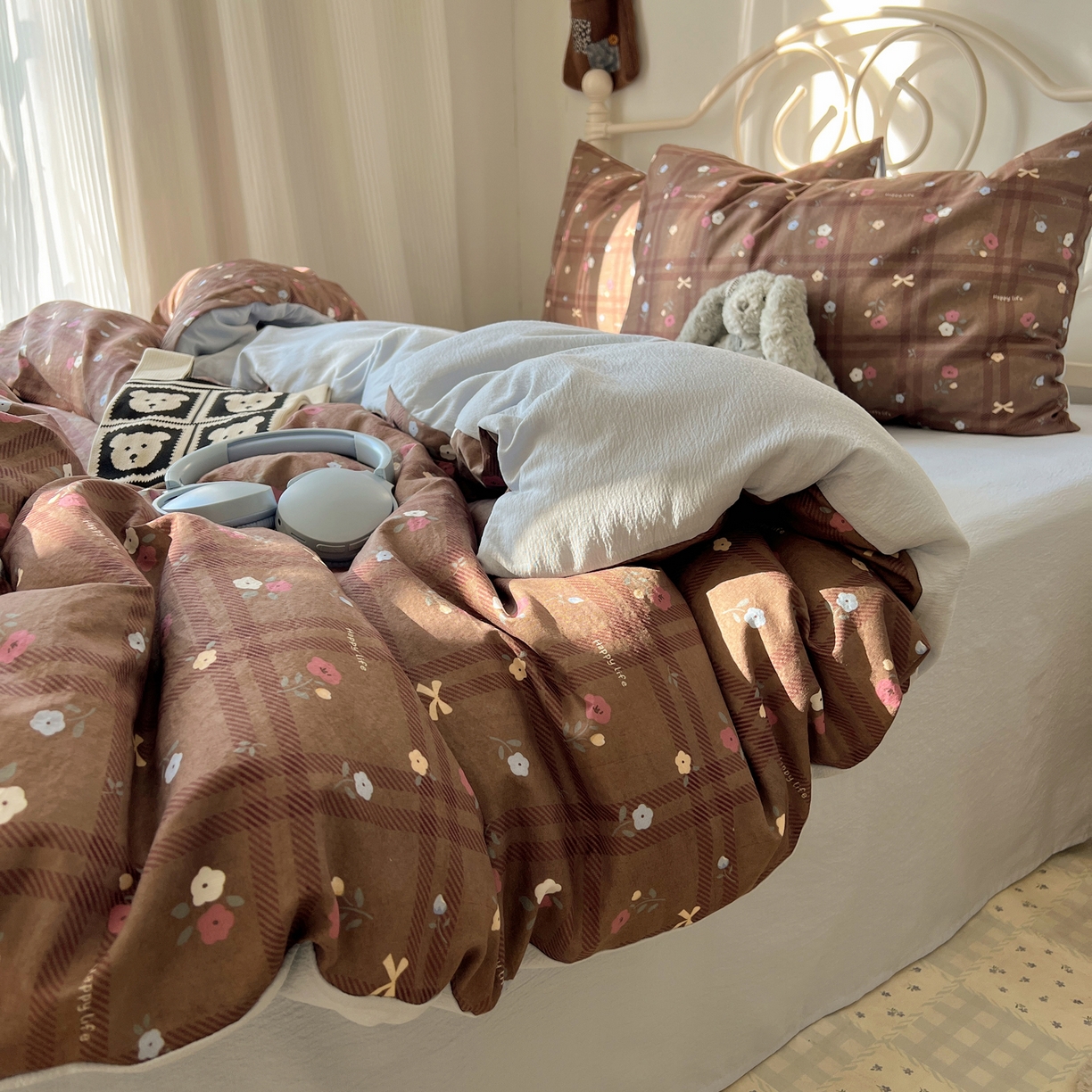 91家纺网 家纺一手货源 找家纺 繁花家居 2026新款木棉双层纱四件套 蓝色咖棕花