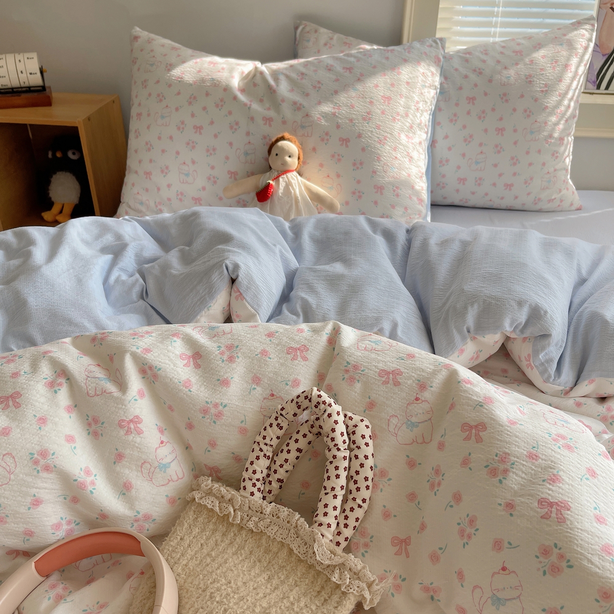 91家纺网 家纺一手货源 找家纺 繁花家居 2026新款木棉双层纱四件套 喵喵花结