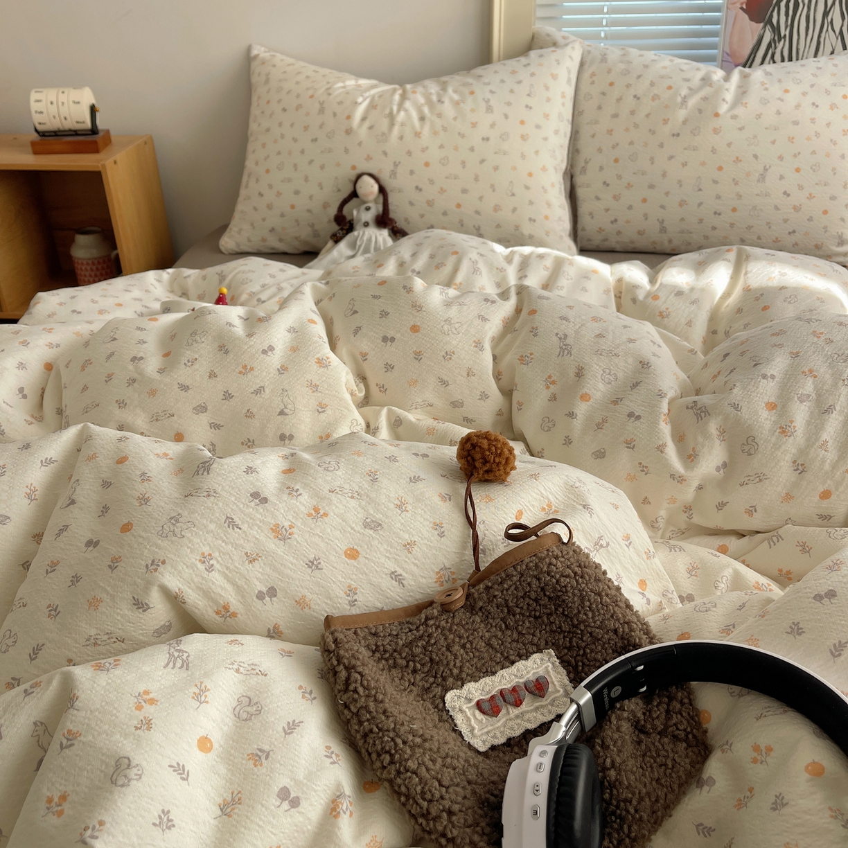 91家纺网 家纺一手货源 找家纺 繁花家居 2026新款木棉双层纱四件套 木与鹿眠