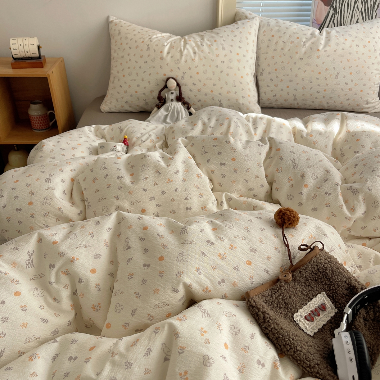 91家纺网 家纺一手货源 找家纺 繁花家居 2026新款木棉双层纱四件套 木与鹿眠