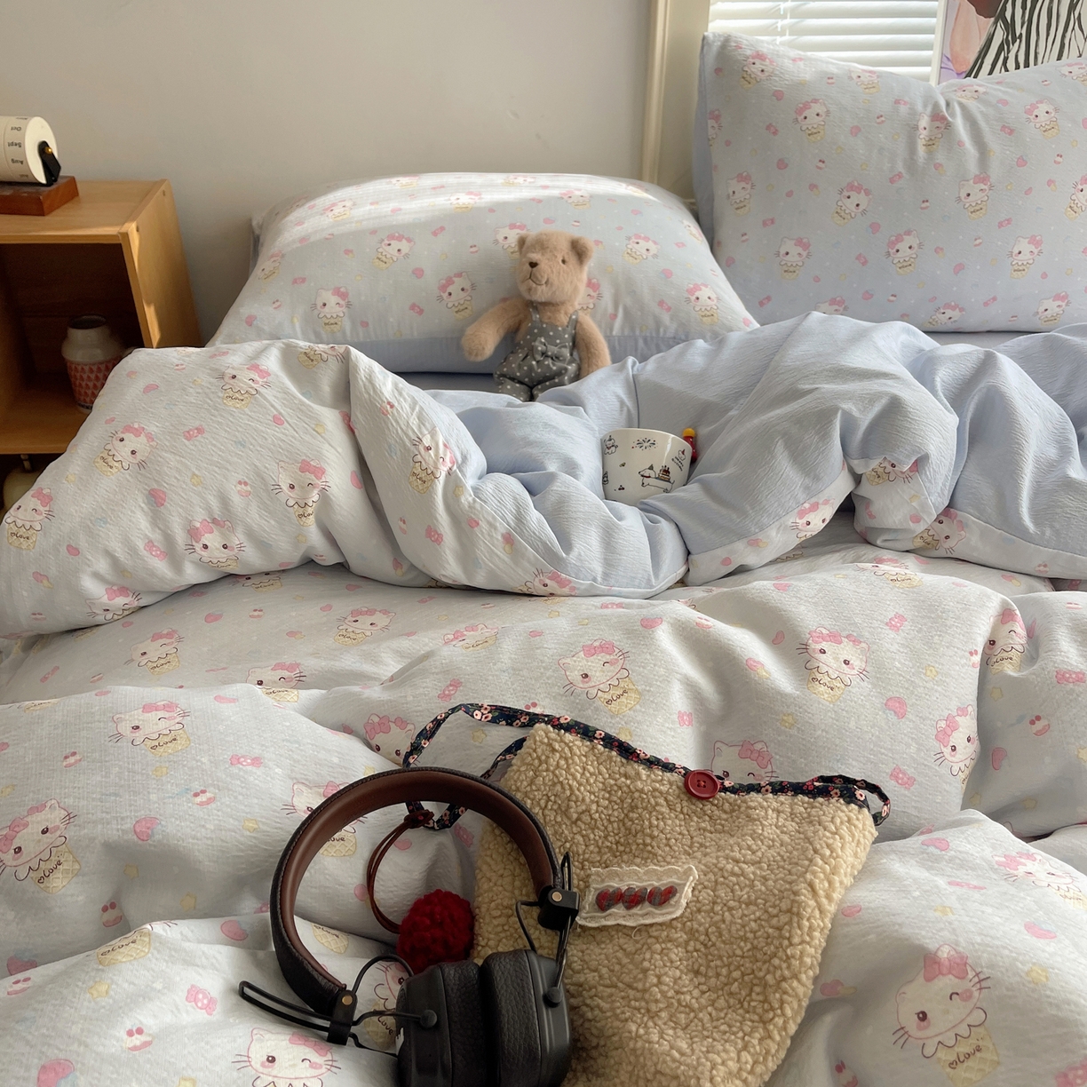 91家纺网 家纺一手货源 找家纺 繁花家居 2026新款木棉双层纱四件套 甜筒小猫-蓝