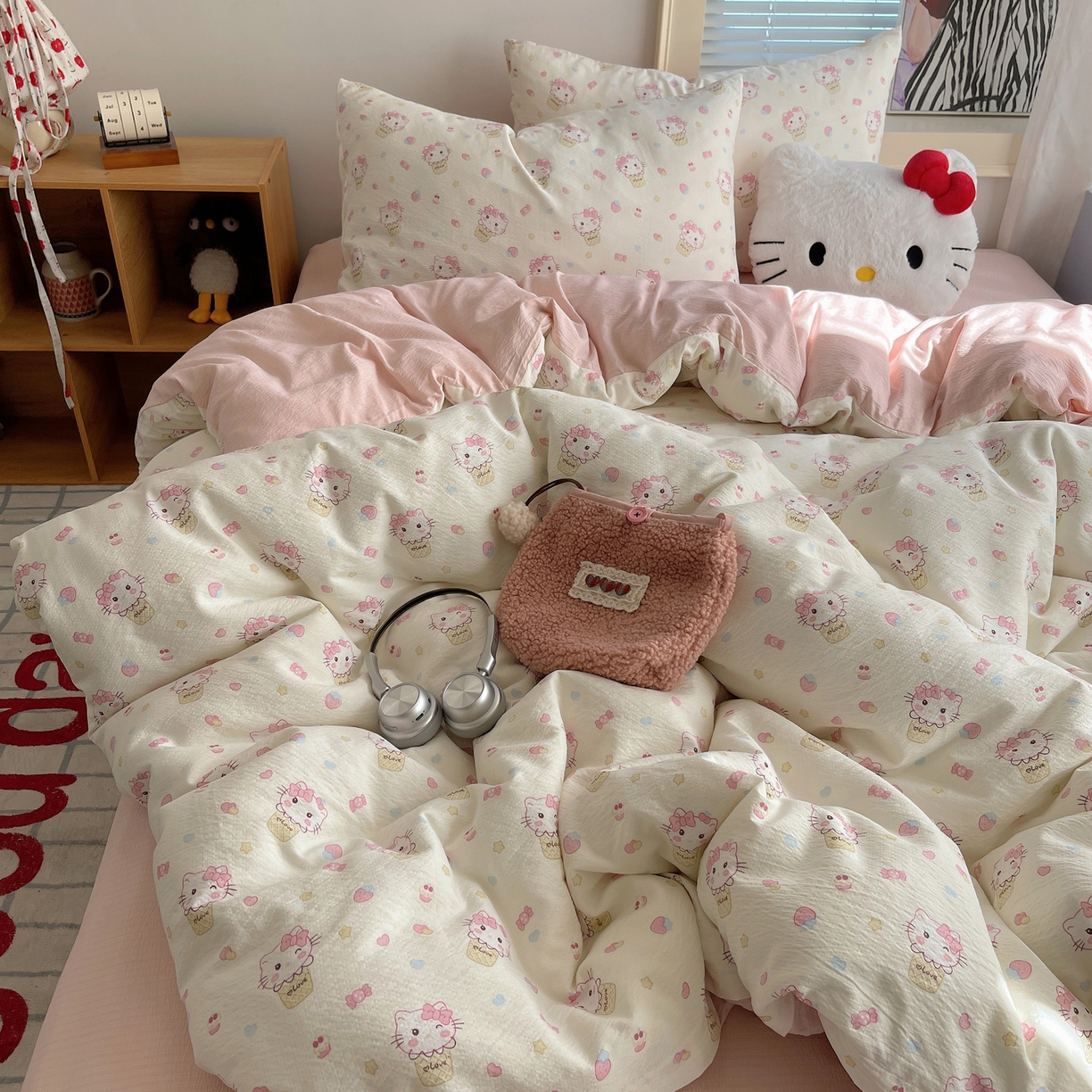 91家纺网 家纺一手货源 找家纺 繁花家居 2026新款木棉双层纱四件套 甜筒小猫-米