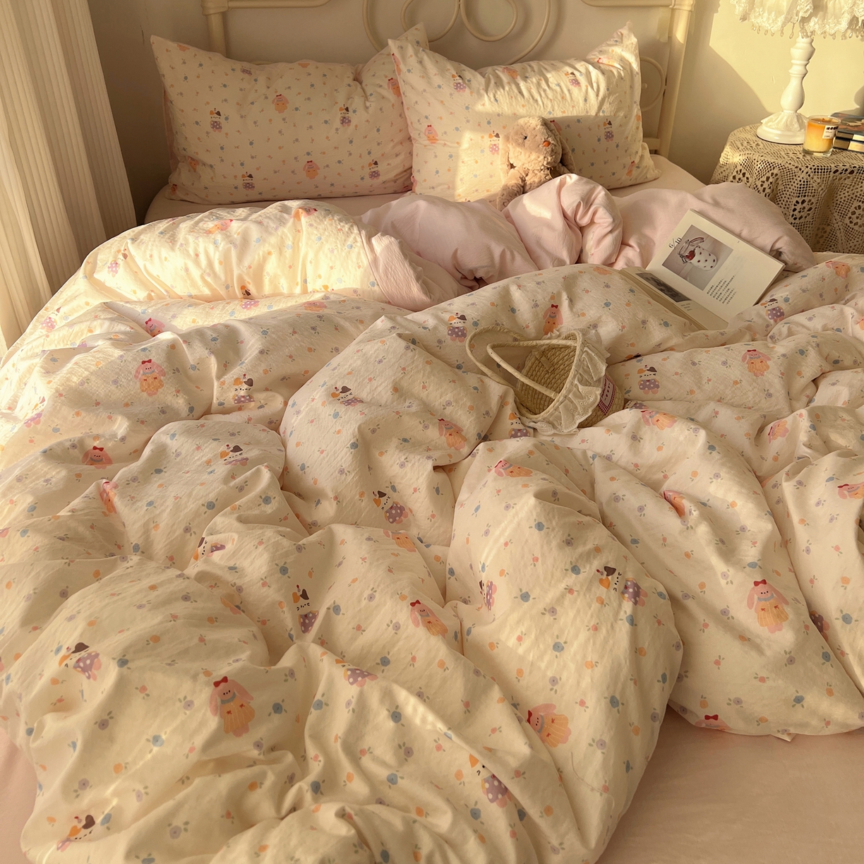 91家纺网 家纺一手货源 找家纺 繁花家居 2026新款木棉双层纱四件套 兔兔与猫