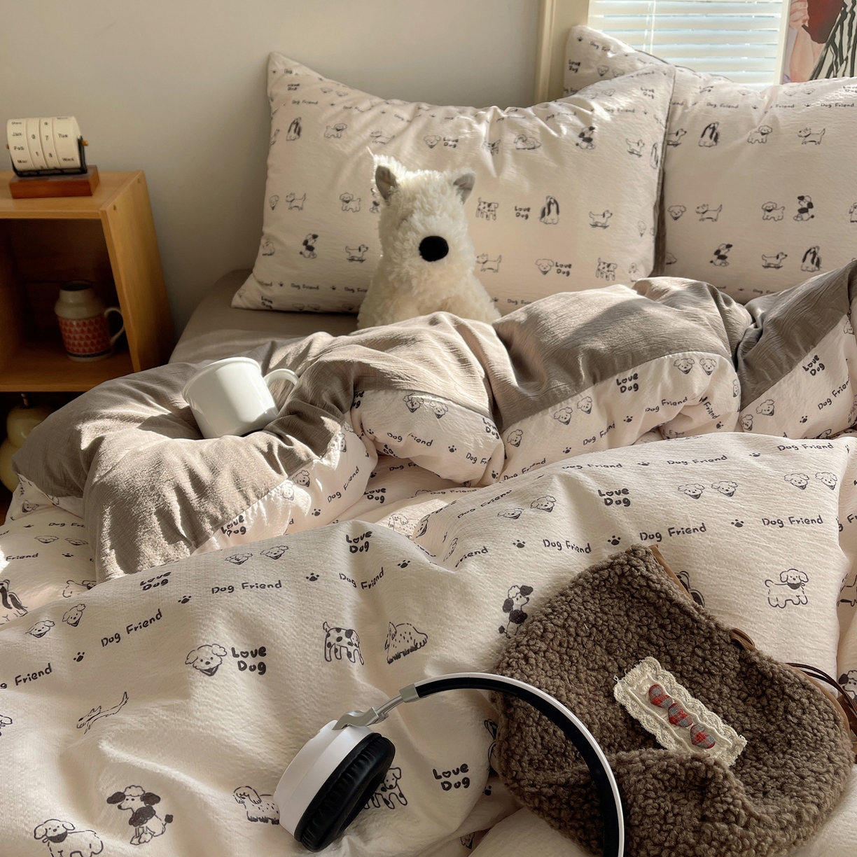 91家纺网 家纺一手货源 找家纺 繁花家居 2026新款木棉双层纱四件套 小狗日记