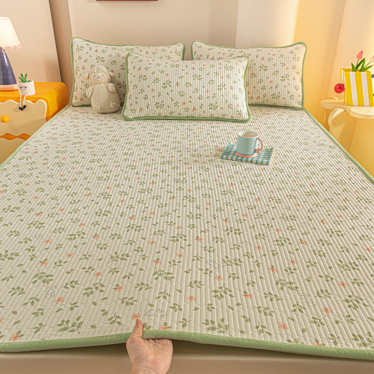 91家纺网 家纺一手货源 找家纺 （总）恒尚居 2026新款纯棉牛奶绒双拼床垫双面两用床褥垫夹棉床盖床褥垫-冬款四季通用-系列一