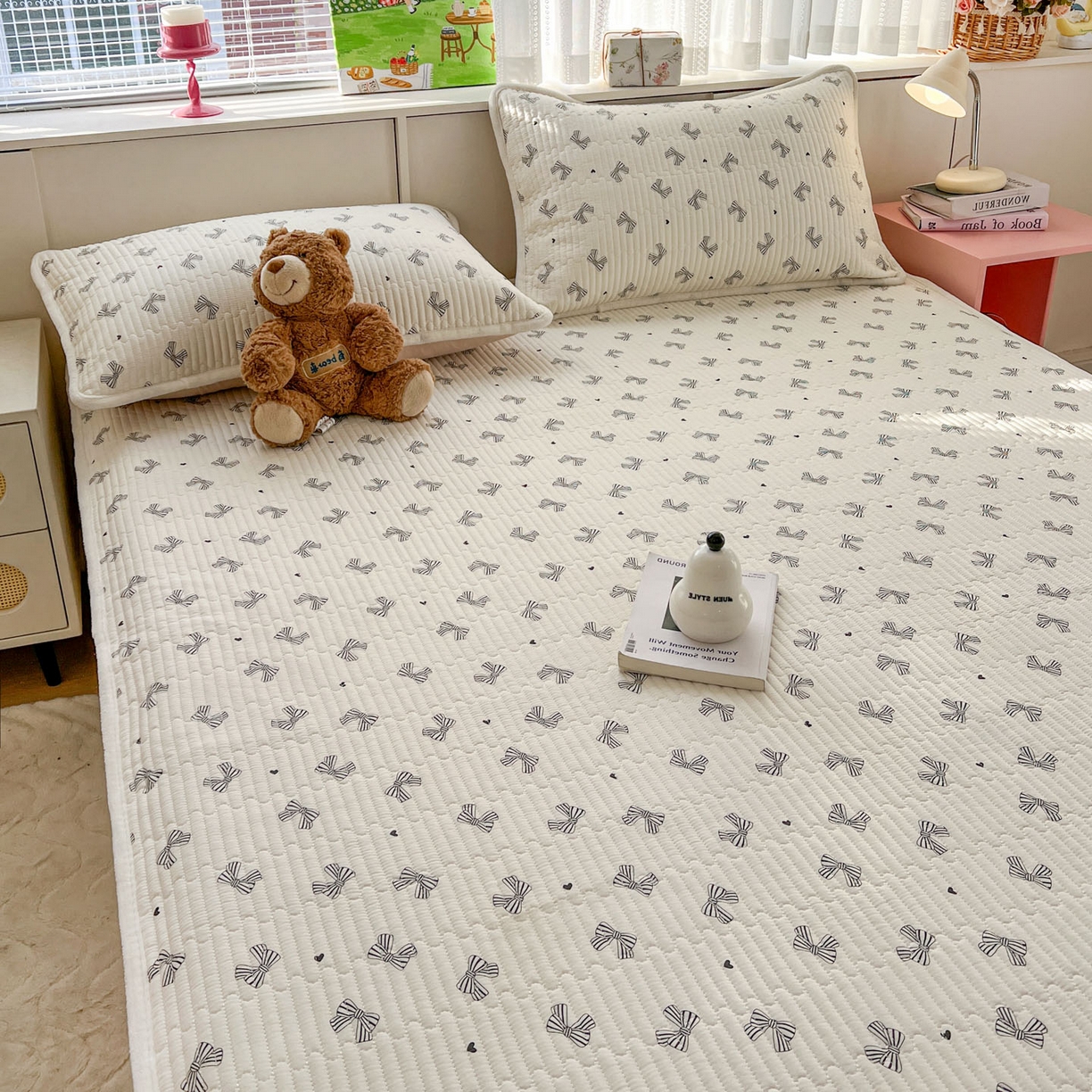 91家纺网 家纺一手货源 找家纺 恒尚居 2026新款纯棉牛奶绒双拼床垫双面两用床褥垫夹棉床盖床褥垫-冬款四季通用-系列一 爱心蝴蝶结【A纯棉-B牛奶绒】