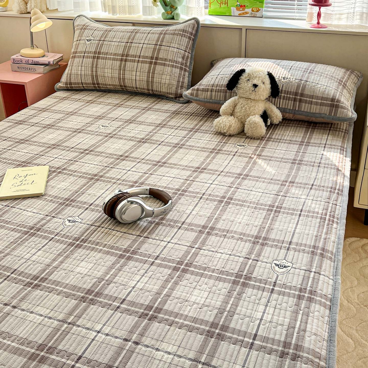 91家纺网 家纺一手货源 找家纺 恒尚居 2026新款纯棉牛奶绒双拼床垫双面两用床褥垫夹棉床盖床褥垫-冬款四季通用-系列一 宝莉格【A纯棉-B牛奶绒】