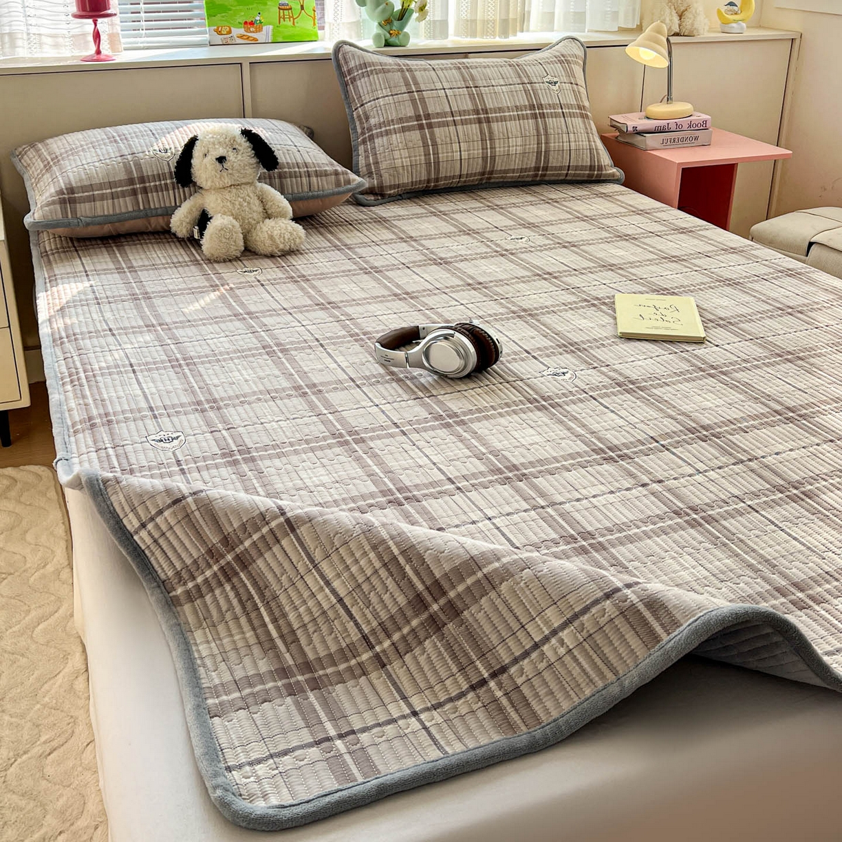 91家纺网 家纺一手货源 找家纺 恒尚居 2026新款纯棉牛奶绒双拼床垫双面两用床褥垫夹棉床盖床褥垫-冬款四季通用-系列一 宝莉格【A纯棉-B牛奶绒】