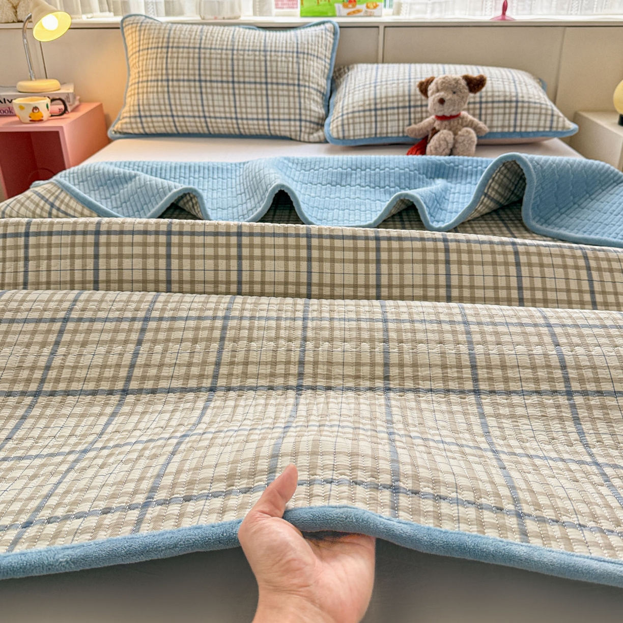 恒尚居 2026新款纯棉牛奶绒双拼床垫双面两用床褥垫夹棉床盖床褥垫-冬款四季通用-系列一 大格蓝灰【A纯棉-B牛奶绒】